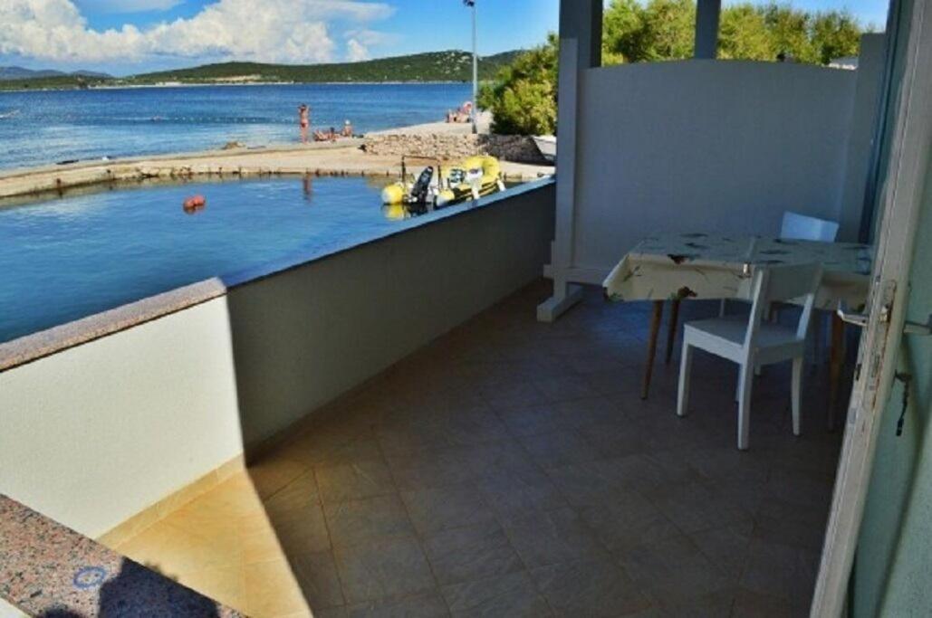 Apartment Denko Betina  Kültér fotó