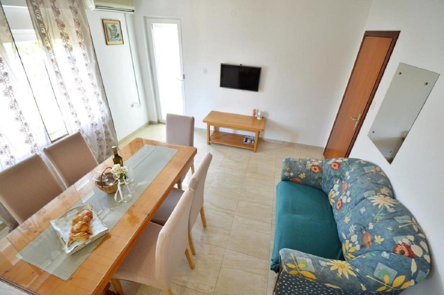 Apartment Denko Betina  Kültér fotó